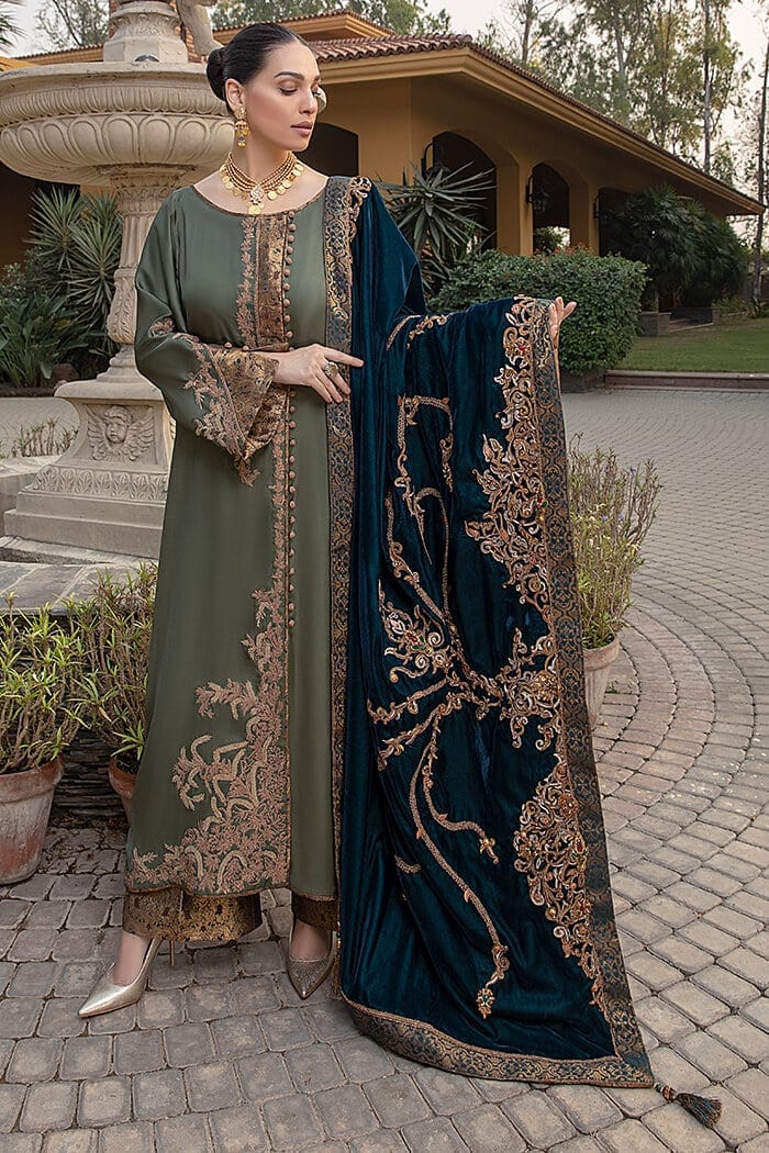 Imperial Majesty Shawl