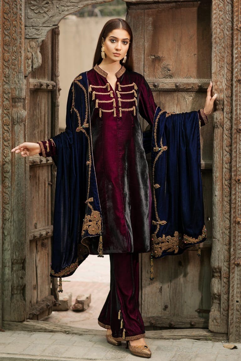 The Sapphire Royal Garland Shawl