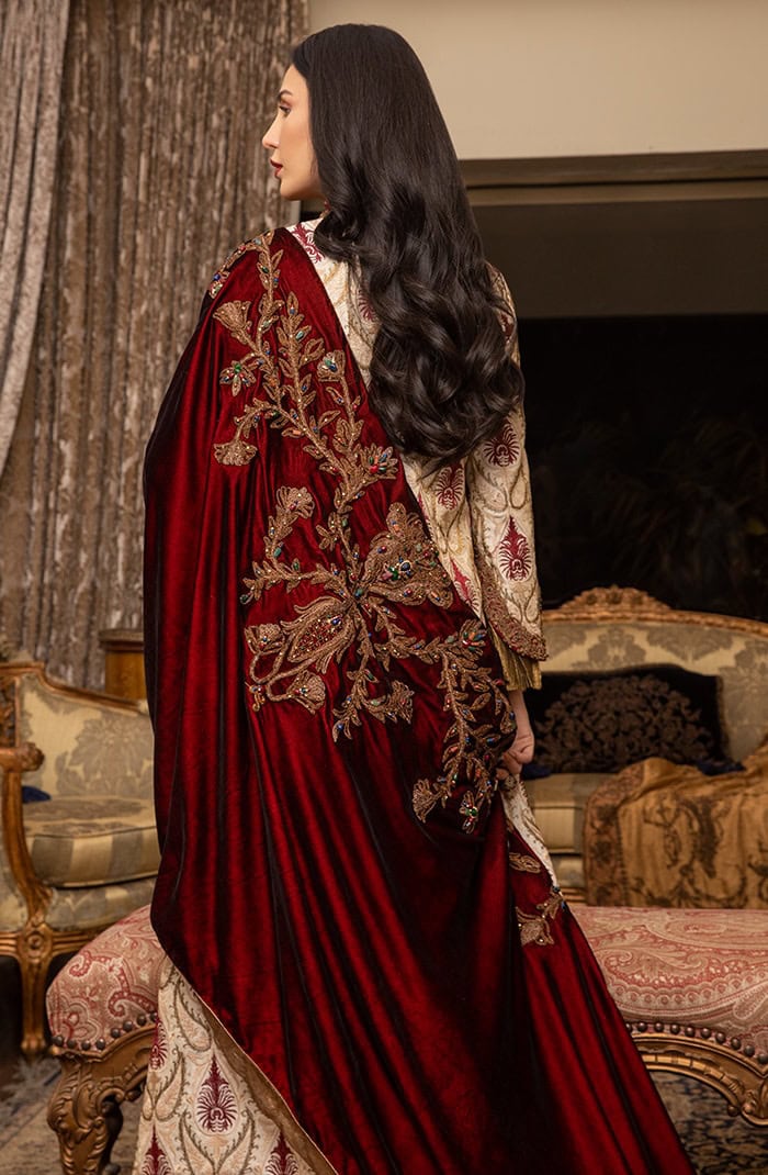 Crimson Majesty Shawl