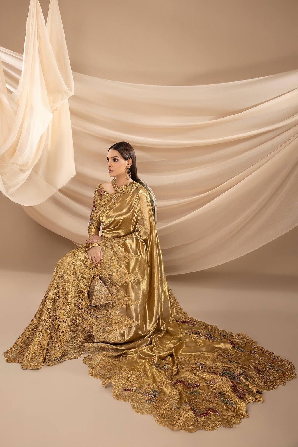 Chiragh e Mehfil