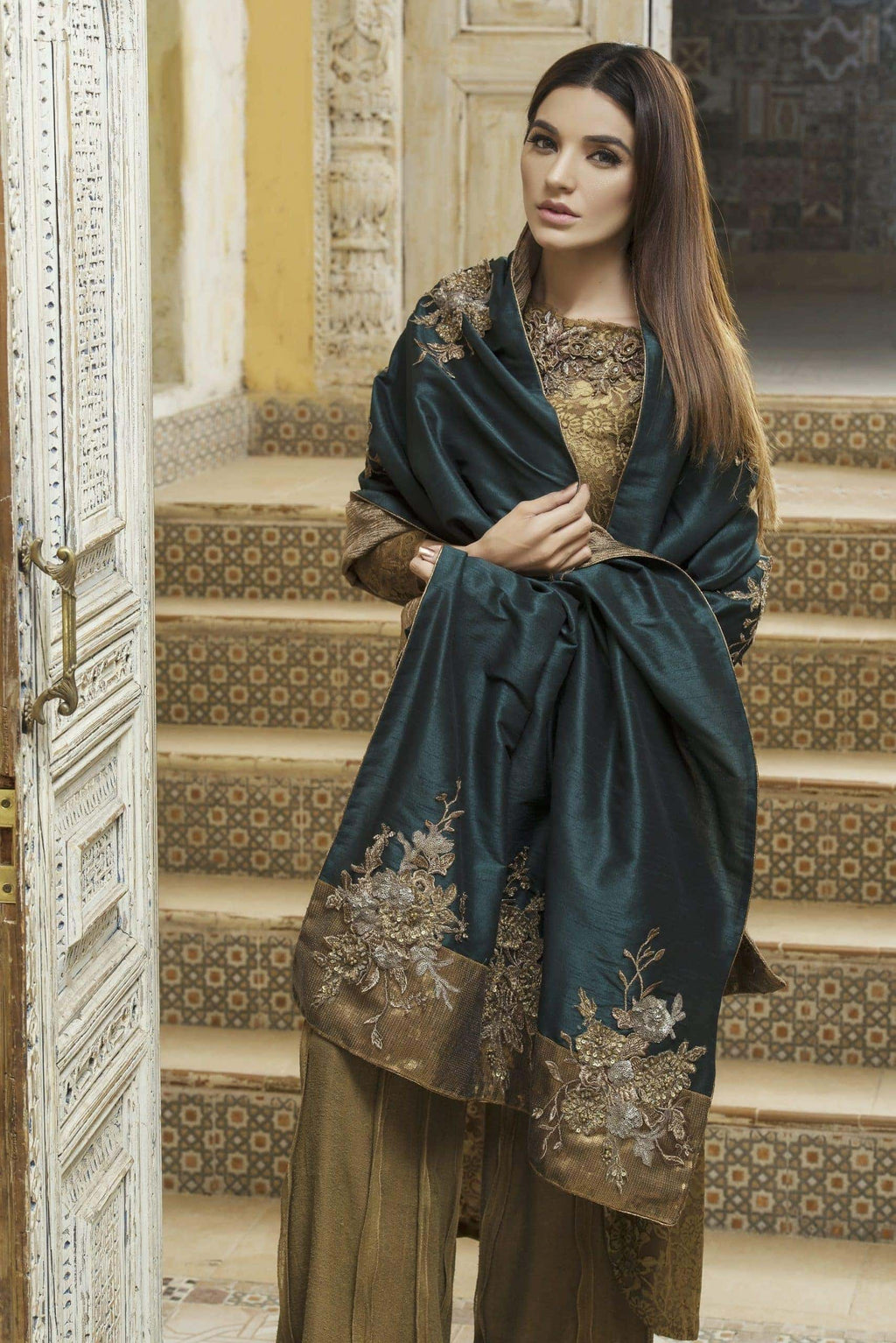 Empress Bouquet Shawl