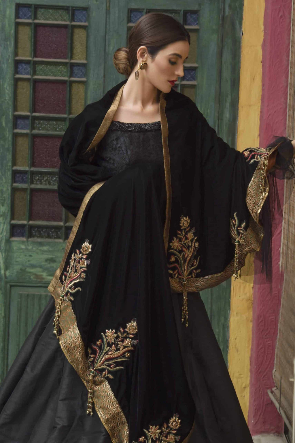 Mughal Flora Shawl