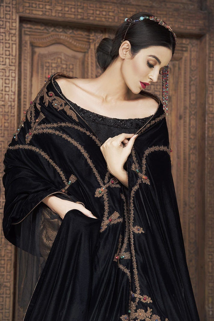 The Royal Garland Shawl