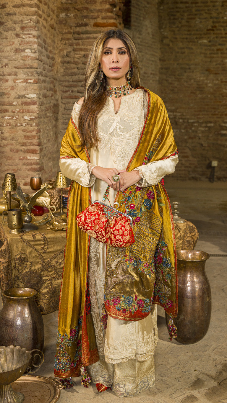 Intezar Shawl - Qurat ul Ain