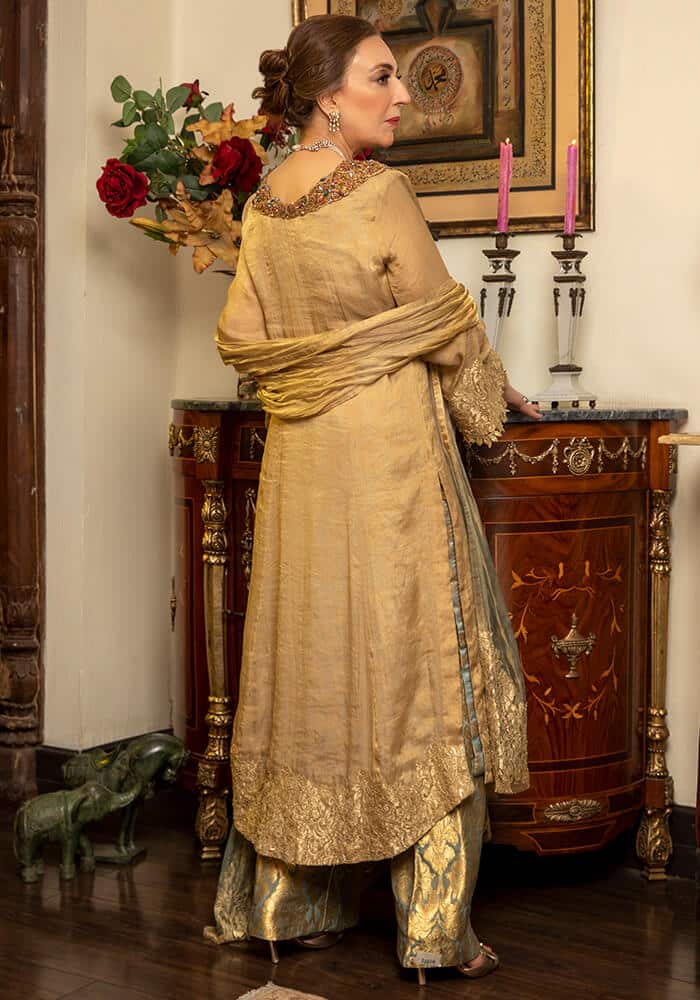 Rosette Gold