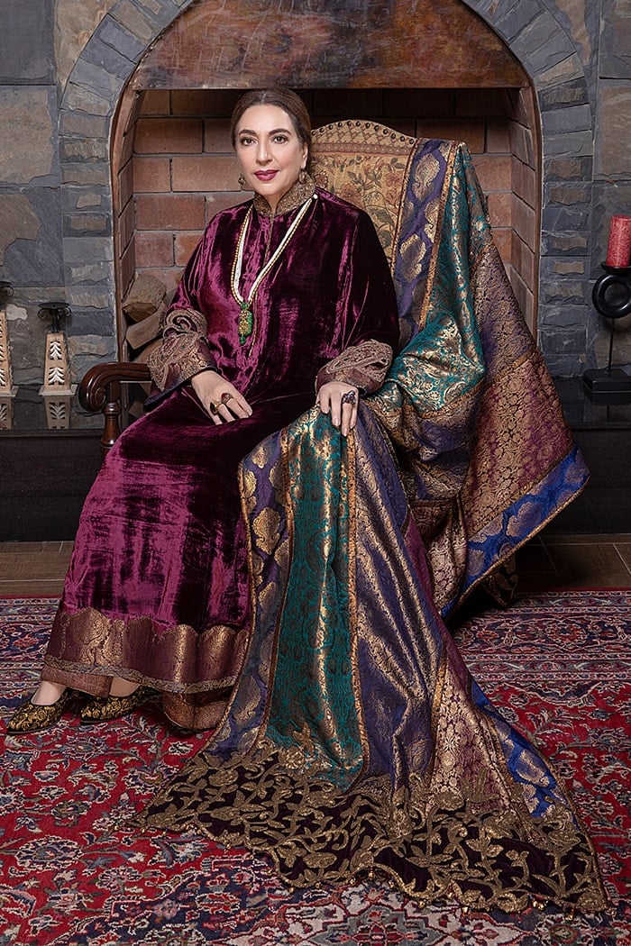 Shala-e-Nilofer Shawl