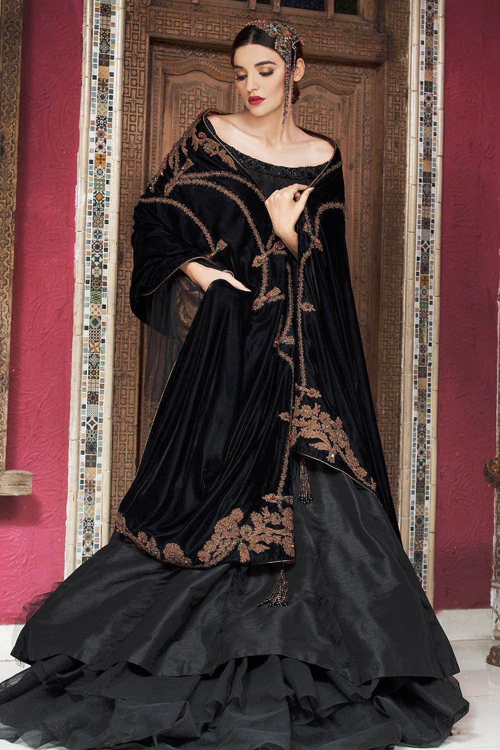The Royal Garland Shawl