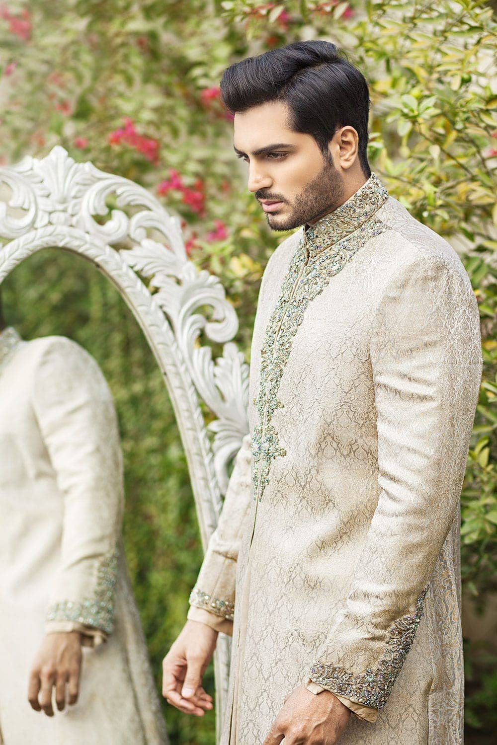 Zoltan (Sherwani)