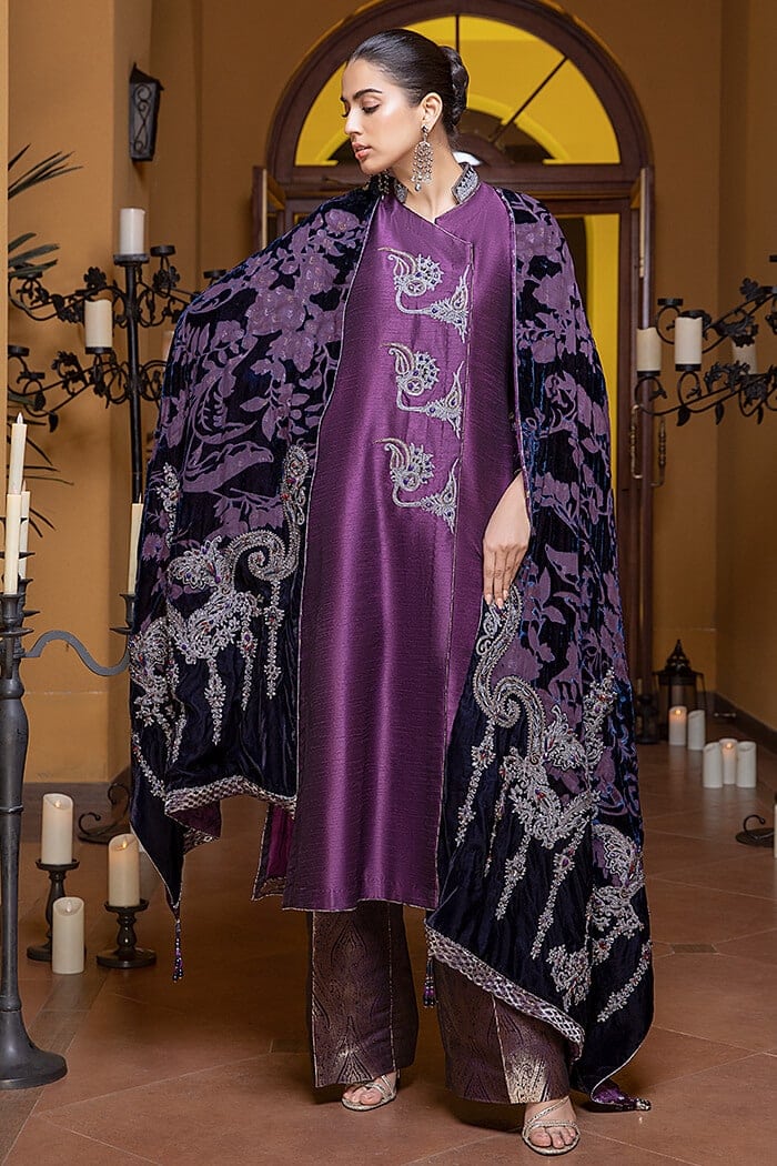 Empress Regina Shawl