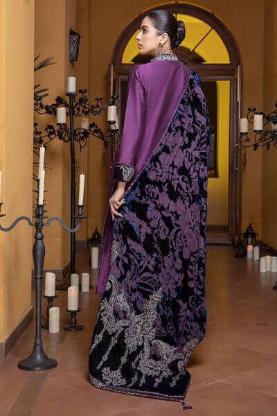 Empress Regina Shawl