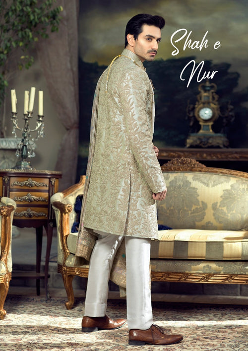 Shah e Nur by Nilofer Shahid, Dastaan e Firdous, back